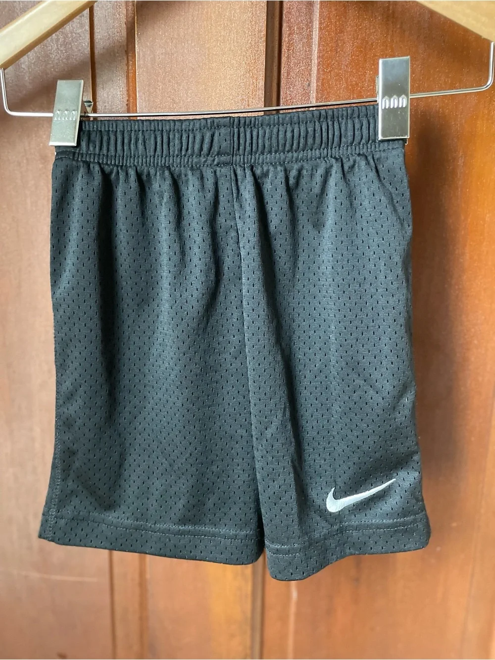Nike boys size 6 black athletic shorts